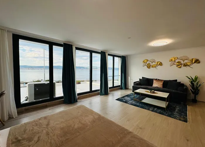 公寓 Paradiso 'в' - 107 Panoramic Sea View Large 内塞伯尔